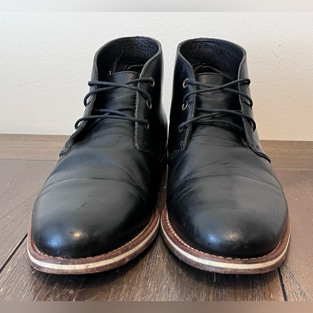 Helm Black Leather Chukka Boots Mens size 8 - Picture 2 of 12